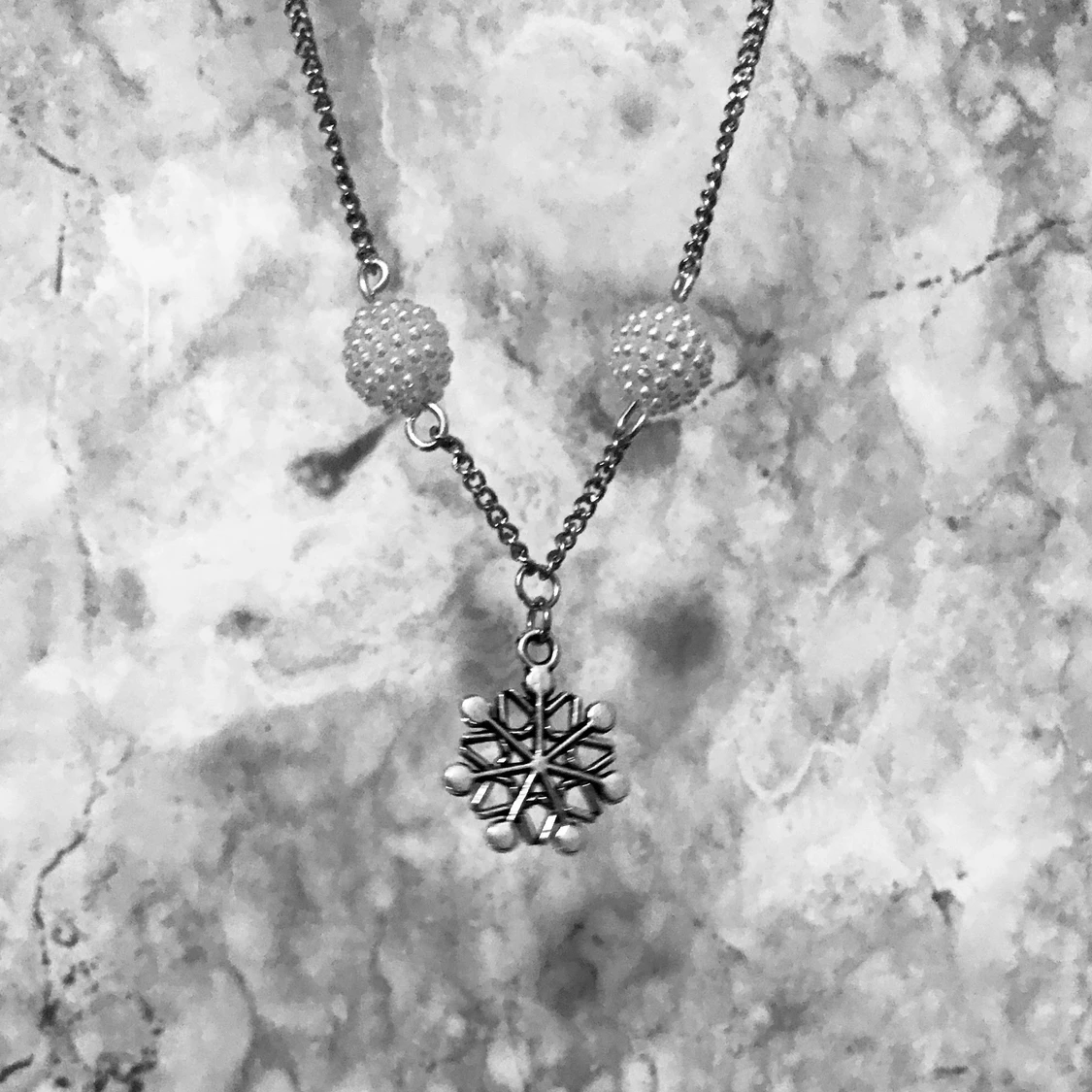 Silverhalsband Snöboll  - 90