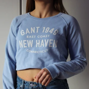 Gant sweatshirt  - Ljusblå sweatshirt från Gant. Storlek XS, men aningen oversized. Nypris: 299kr
