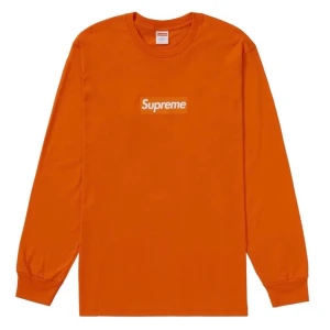 Supreme box logo longsleeve - Supreme Box Logo Longsleeve i Orange Colourway från FW20 Ds (oöppnad)🍊✨ • Size: M • Cond: DS (oöppnad i originalförpackningen)  • Bin: 1600kr+📦