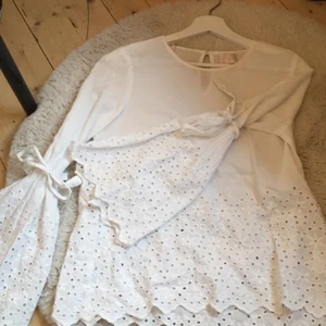 Blus🤍🤍 - Köpare står för frakten 📦📦