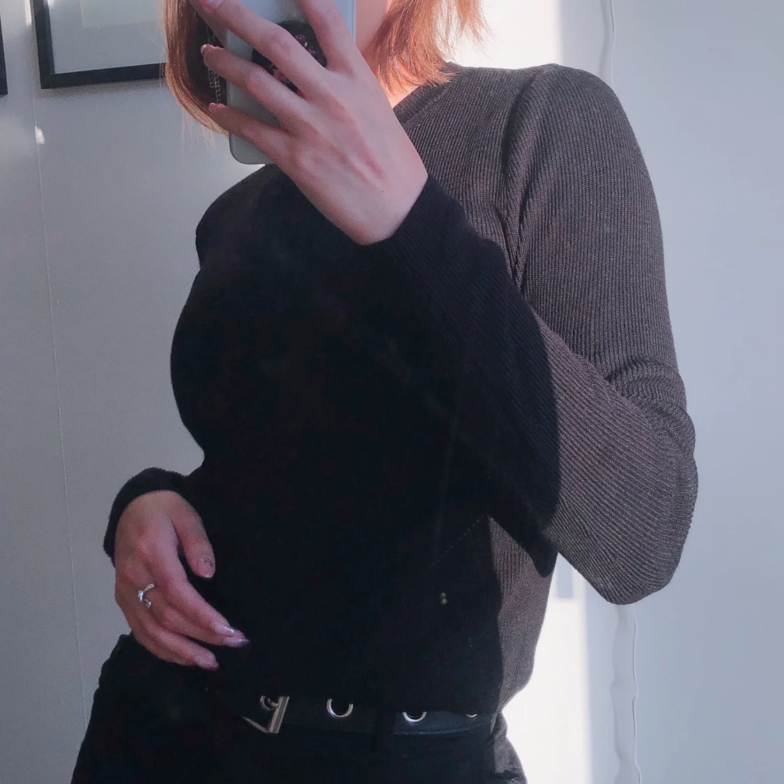 🖤 vanlig fin svart stickad (?) tröja 🖤