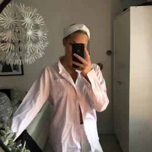 Skjorts - Oversized skjorta från lager,strl L aldrig använd