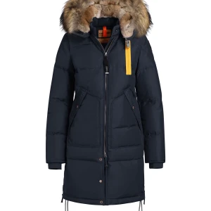 Parajumper vinter jacka - Säljer nu min varma parajumper jacka, jätte fin kvalite och inga hål. Nypris 10 000kr (det är en av den nyare modellerna som ni kan se genom att den har päls i luvan) hör av er för fler bilder på den och vill bara ha seriösa kunder och BUD! Budet startar vid 4500kr