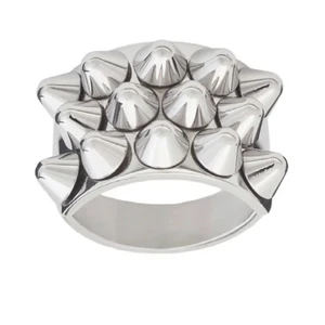 Edblad peak ring - Kom med bud!!! 💓💓 Säljer min Edblad ring i storlek 17!!! Silvrig med nitar