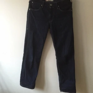  - Jeans från Levis. Modell 503 loose.