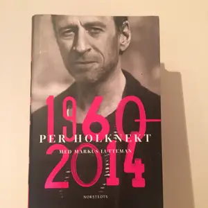 Bok om Per Holknekt! En mycket bra och rekommenderad biografi.  Betalning via Swish! Möts upp i Stockholm eller så står köparen för frakt <3