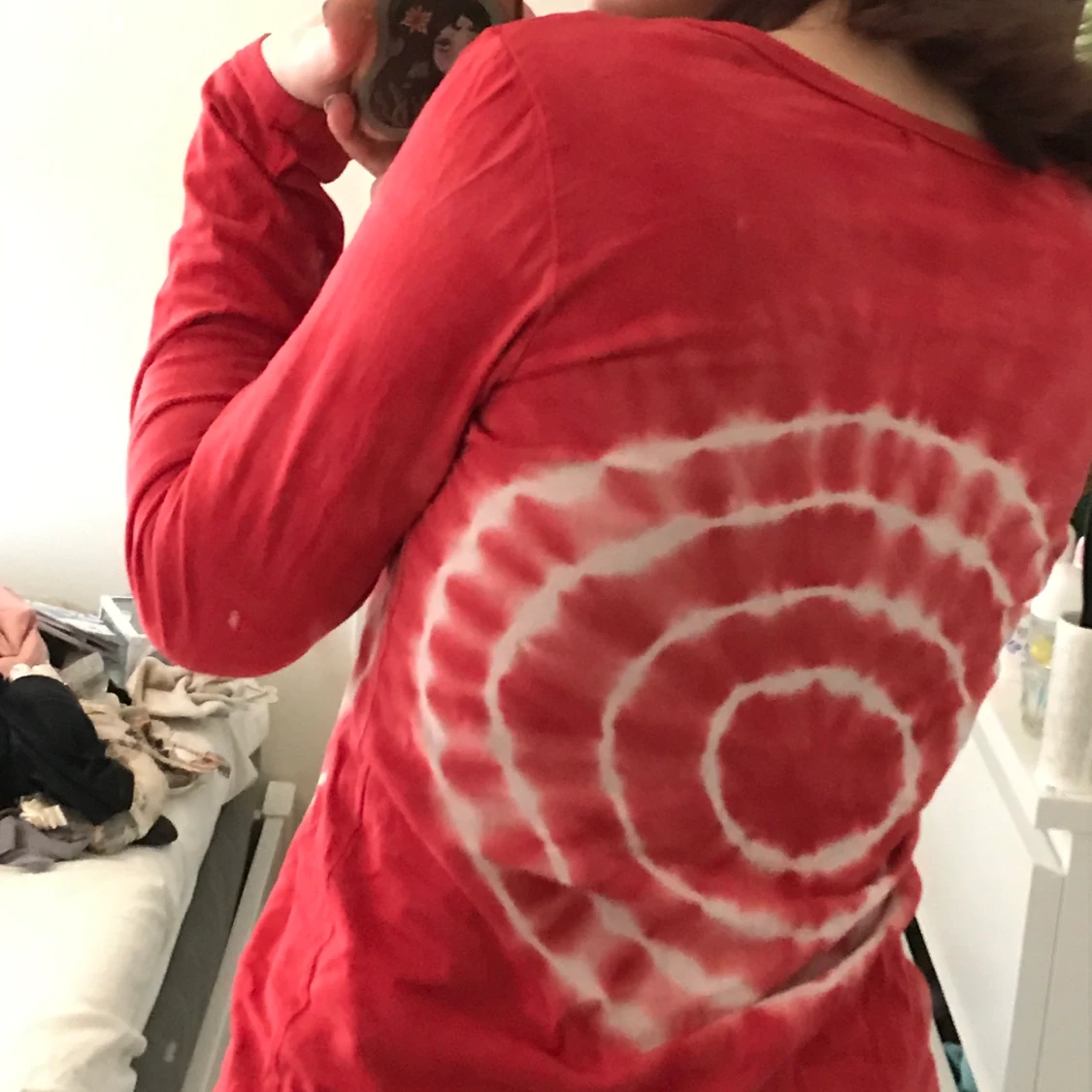 röd tiedye topp - 91