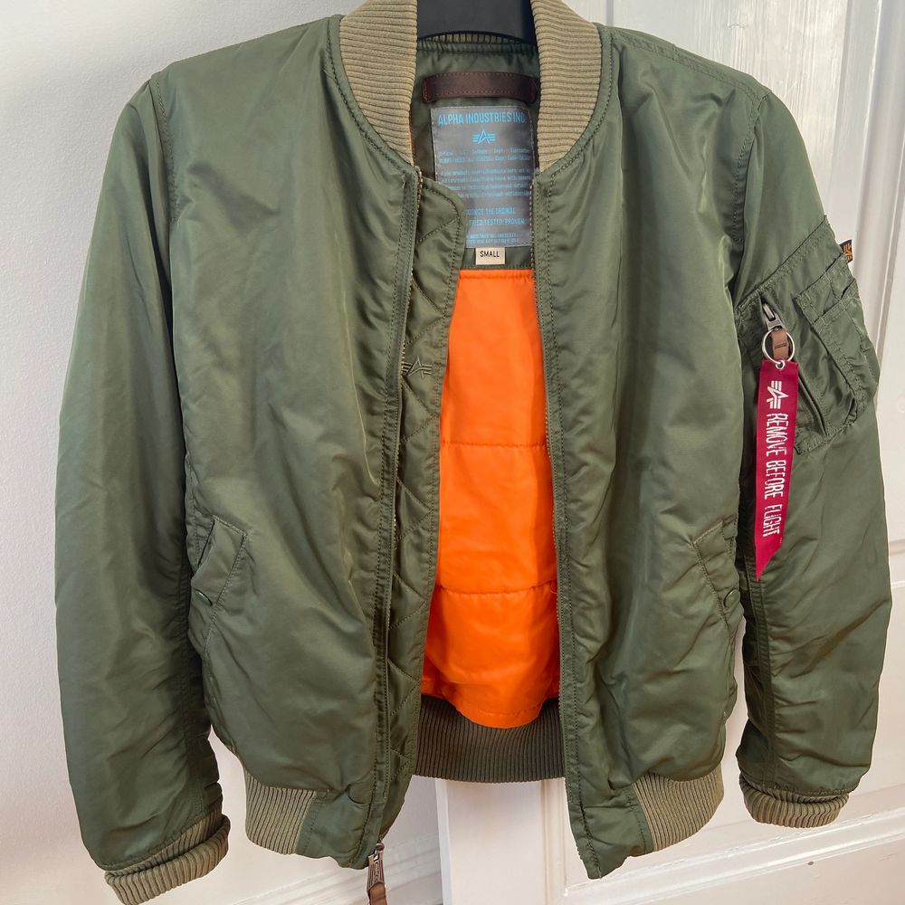 bomberjacka alpha industries