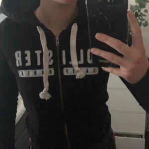 Zip hoodie str S - Bra passform. Bra skick