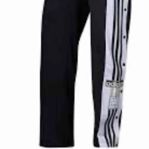  - Popper pants, använda 3 gånger Max. 