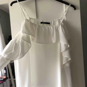  - Superfin blus från Gina tricot 