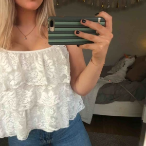  - super gulligt linne ifrån Bik Bok   köparen står för frakten 