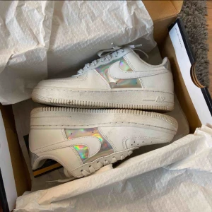  - Nike air force 1 sage liw lx. Storlek 36,5/23 cm. Bra skick! Pris: 600kr + frakt!