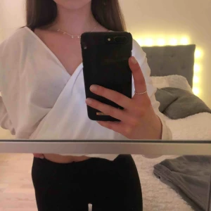  - Väldens sötaste tröja, köparen står för frakten :) 