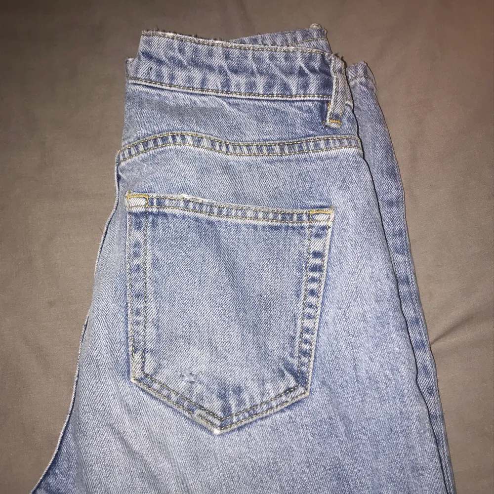 Ett par superfina jeans från vero Moda i bra skick.. Jeans & Byxor.