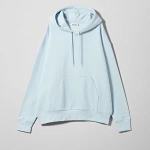 Weekday hoodie - Pastellblå hoodie från Weekday, felfritt skick! Stor i storlekarna!! 