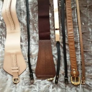 Skärp  - Kan sälja enstaka eller alla för 70kr. Alla är i mycket bra skick/ej använda. 