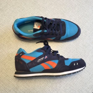  - Knappt använda Reebok Classic GL1500