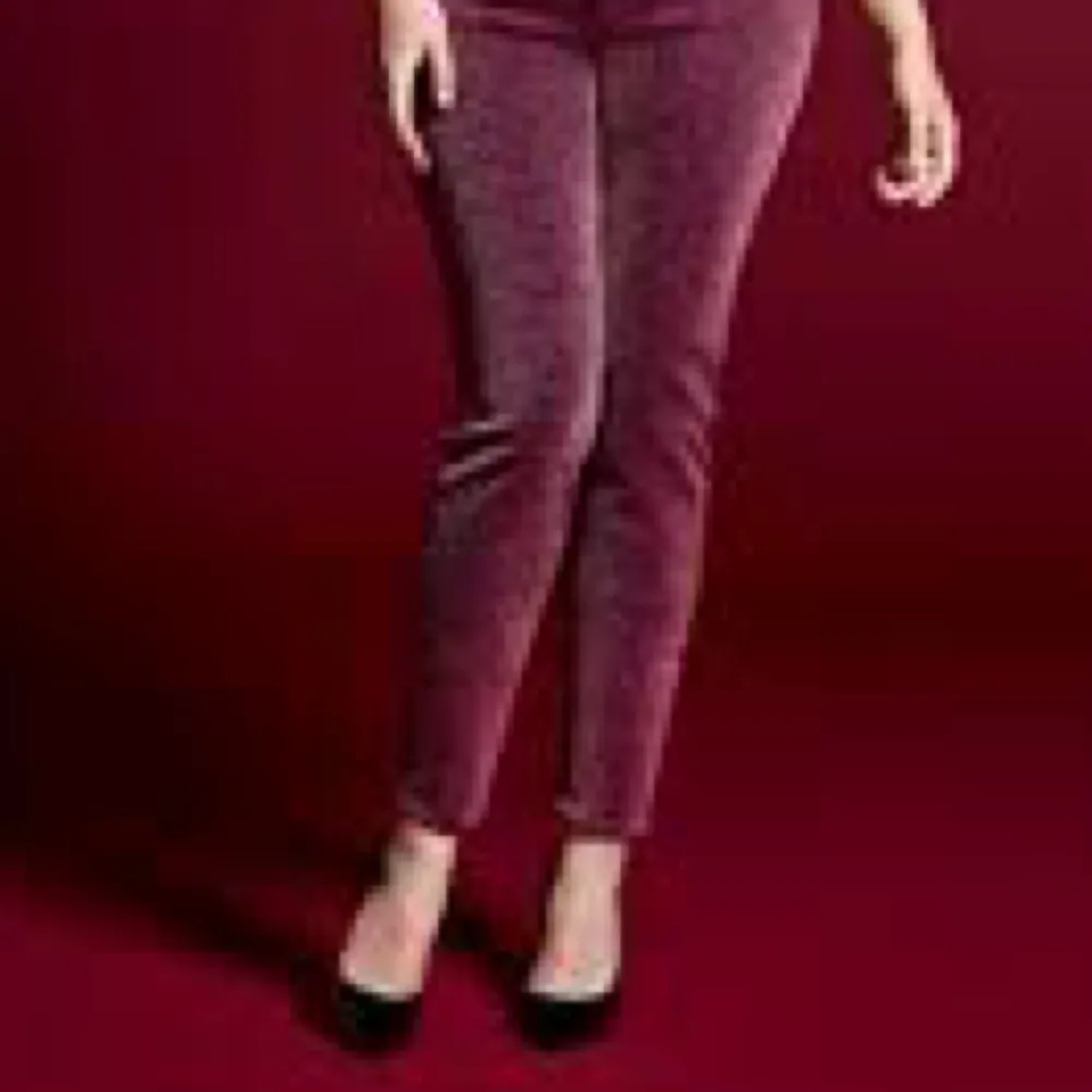 OBS SÖKER DESSA från Lindex pink collection i storlek 34 xs!! . Jeans & Byxor.