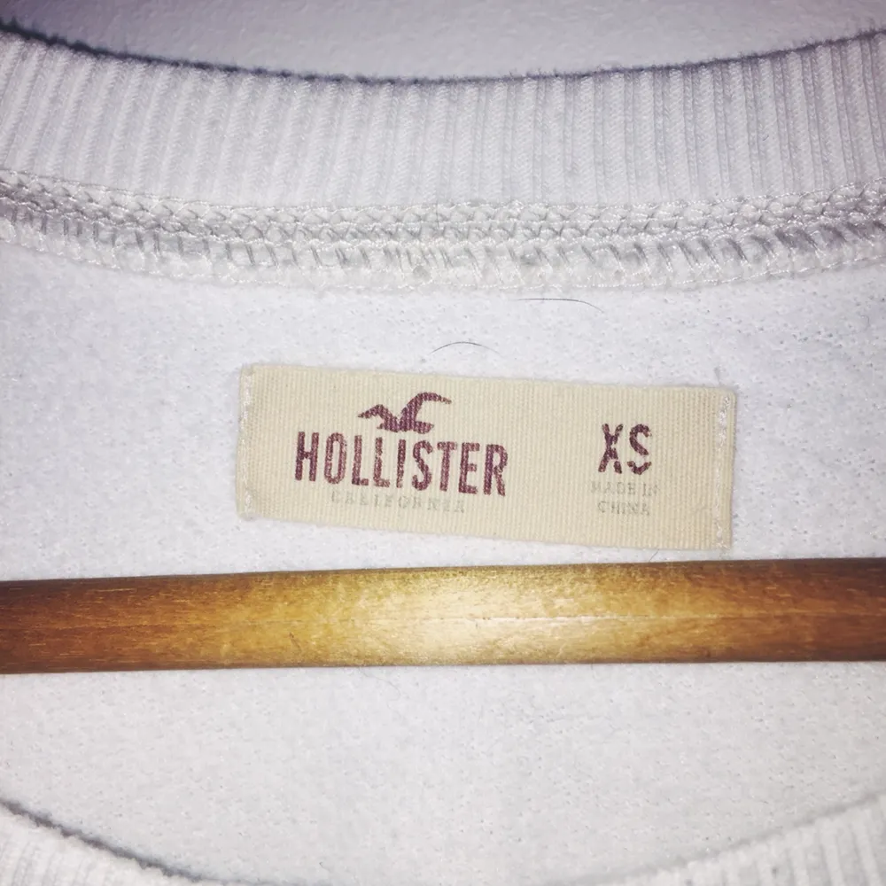 Skit snygg college tröja från Hollister!💕. Tröjor & Koftor.