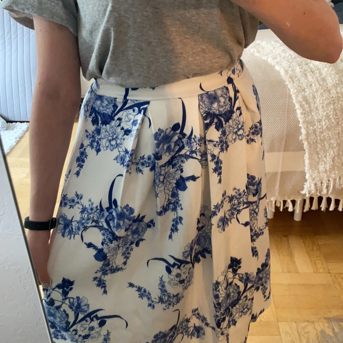 Fin Midi-kjol!  - 90