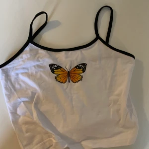 Säljer detta söta linne för 29kr!  - frakt 22! Först till kvarn storlek s