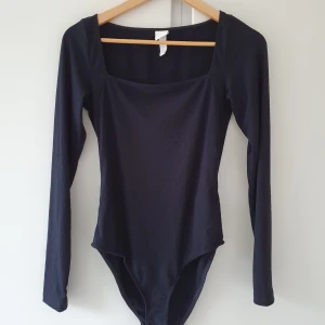 Svart tricobody  - Använd fåtal gånger