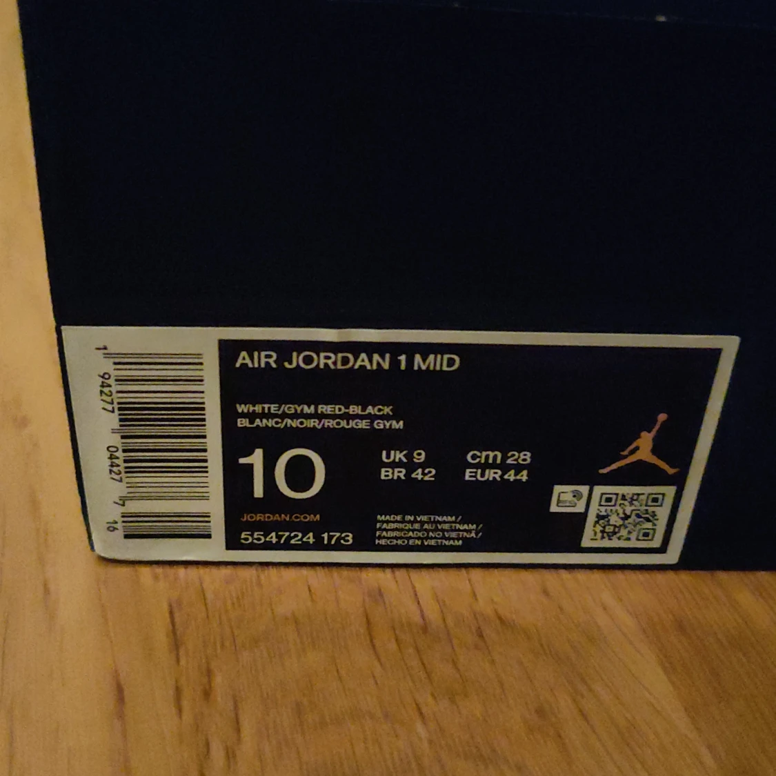 Jordan 1 Mid Chicago - 91