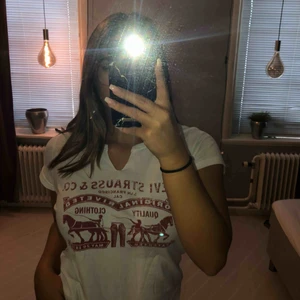  - T-shirt från Levis, 50kr med frakt!!