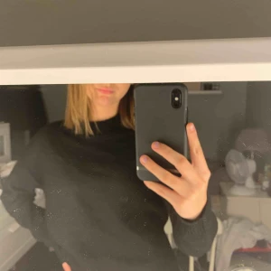  - Stickad tröja från lager 157 aldrig använd. Helt som ny