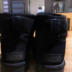  - Säljer mina fina uggs. Använda sparsamt 1 vinter  