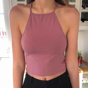  - Helt nytt linne från Nelly i färgen nostalgia rose. Köparen står för frakt🥰