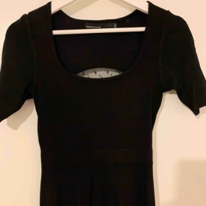  - Designer dress- KarenMillen 