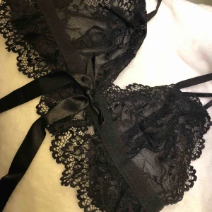  - Så sjukt fin spetsbh från Gina  Knappt använd  Frakt 11kr 