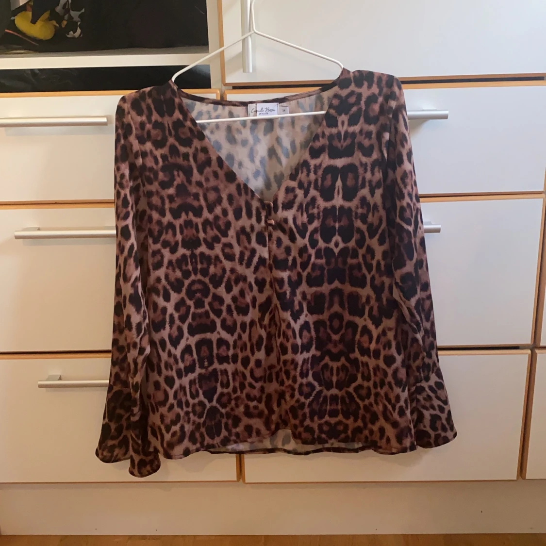 Leopard blus