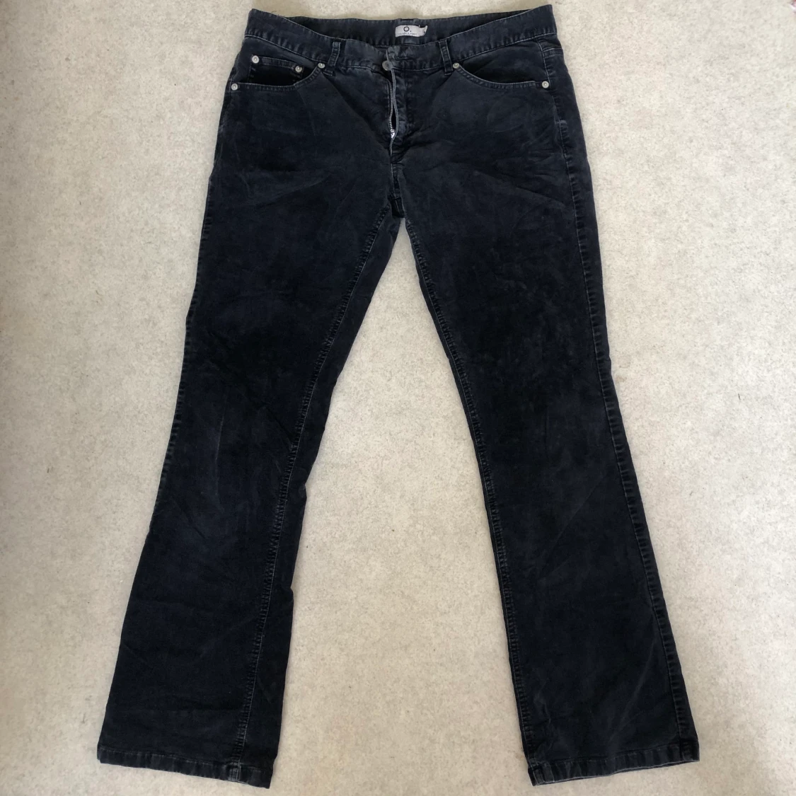 Drömmiga bootcut plyschbyxor - 90