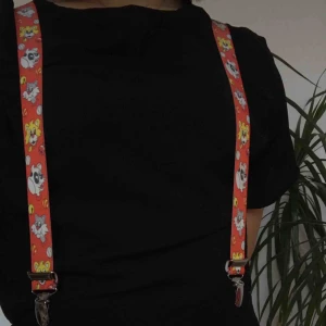  - Unika söta hängslen. Kika gärna på mina andra plagg!! Dm för mer info 