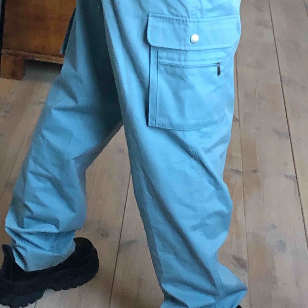 Baby blue utility pants. Jeans & Byxor.