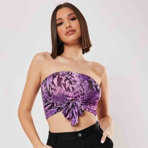 Snakeprint Bandeu - Lila Bandeu snake print knyttopp från Missguided Aldrig använd endast prövad  