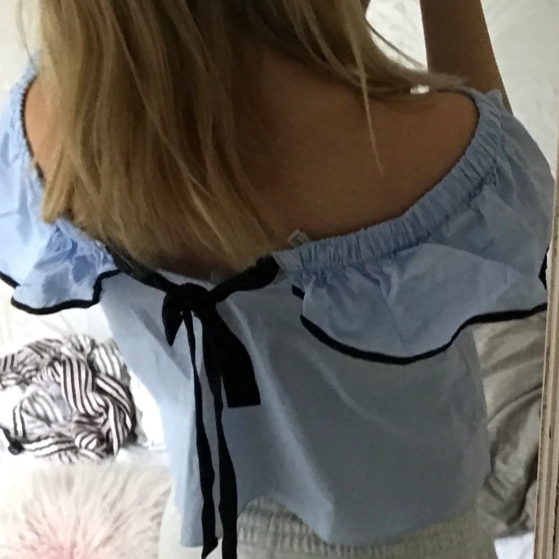 Off shoulder blus - 91