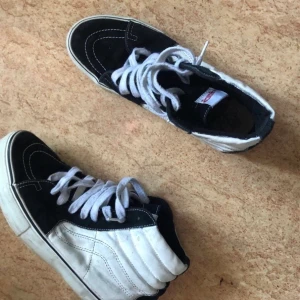 Vans Skor - Vans Skor Hyfsat skick. Möts i gbg eller köparen står för frakt. 