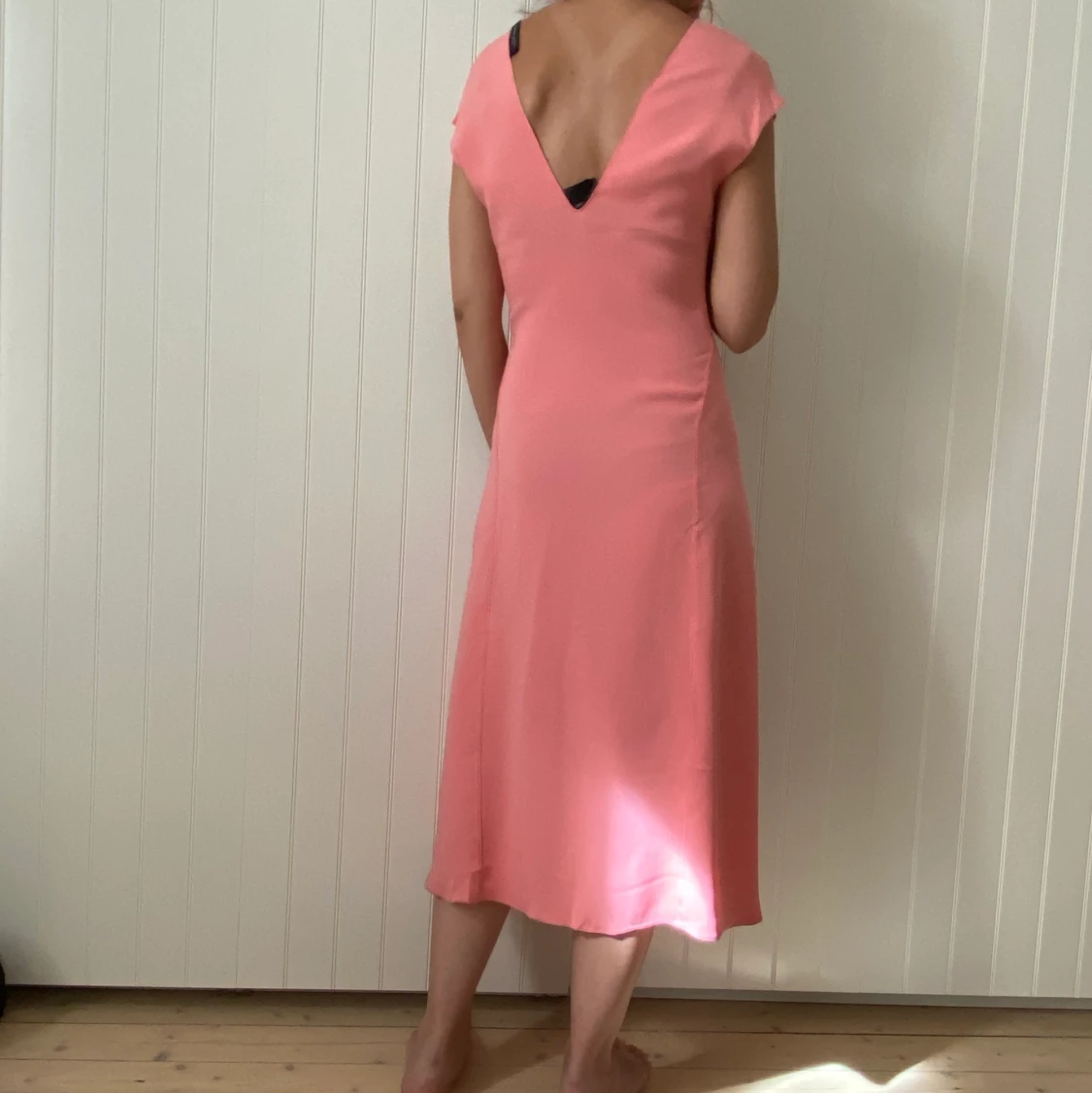 Open back pink dress from zara