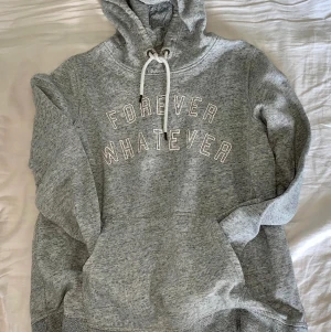 Hoodie - Nästan aldrig använd 
