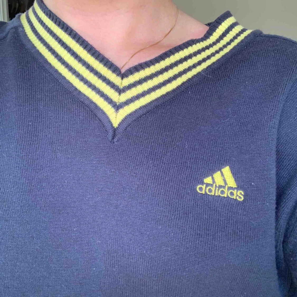 Stickad Adidas tröja - 91