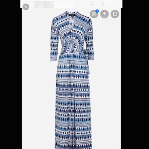  - Klänning från ilse Jacobsen. Super skönt material. Hör av dig om du vill ha bilder på klänningen