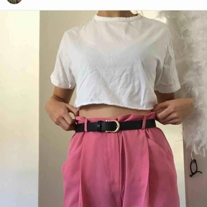  - rosa byxor köpta på humana i madrid! möter upp i sthlm/umeå, eller fraktar (köpare står för frakt)