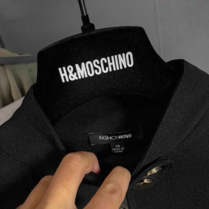  - Aldrig använd! Tror prislapp kvar, från Fashion Nova. Frakt ingår*