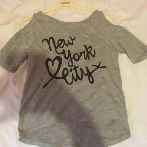  - Tröja från hm  Oanvänd 