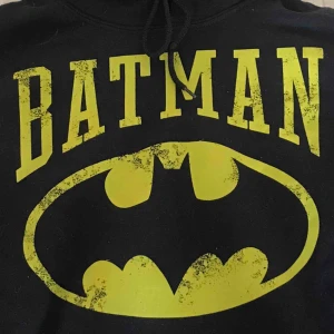  - Läggs ut igen pga oseriös köpare😒Oversized hoodie med vintage batmantryck på, knappt använd🥰