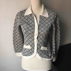  - Super fin kofta från odd molly i storlek 0. 100% bomull.